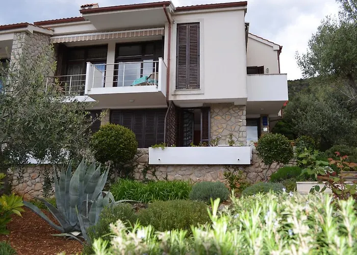 Apartament Palma & Pino Cres