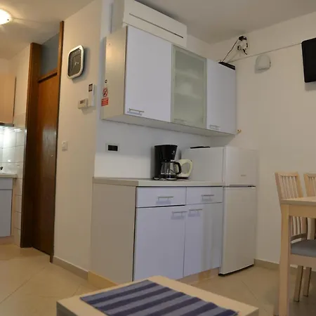 Palma & Pino Cres