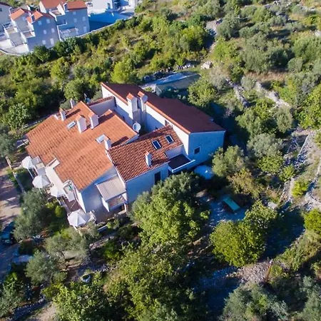 Apartman Palma & Pino Cres